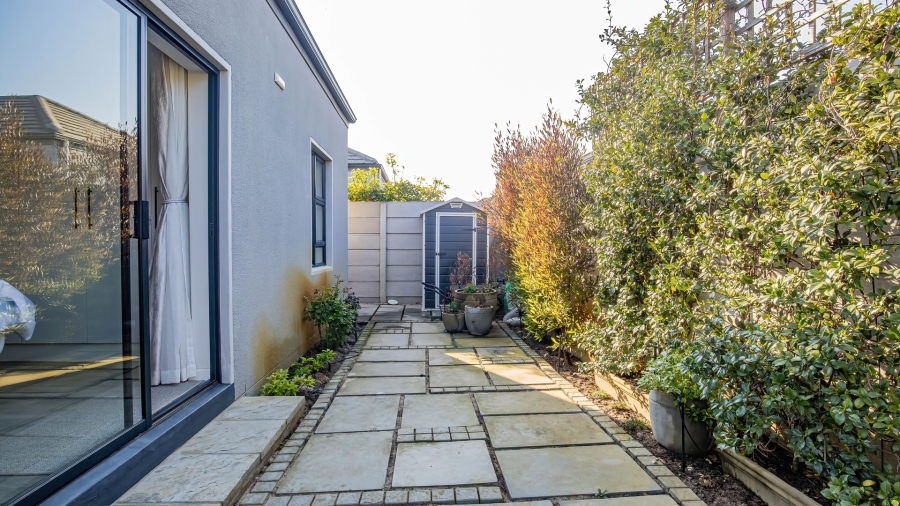 3 Bedroom Property for Sale in Burgundy Estate Western Cape